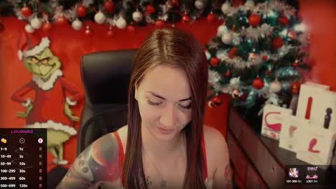 Snapshot of gina_hotlick chatting on 12-15-24, 11:12 gina_hotlick online show from 12-15-24, 11:12