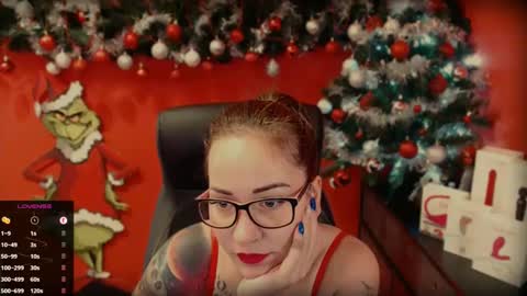Snapshot of gina_hotlick chatting on 12-16-24, 09:35 gina_hotlick online show from 12-16-24, 09:35