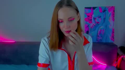 Gina online show from 09-12-25, 03:28