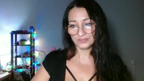 GinaONeon online show from 11-14-25, 07:56