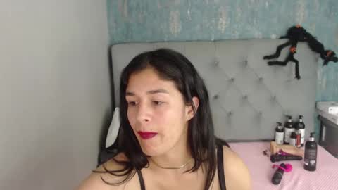 Snapshot of ginasailor chatting on 10-26-25, 11:38 ginasailor online show from 10-26-25, 11:38