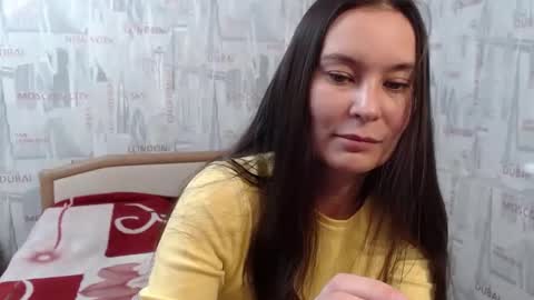 Snapshot of ginaxsoulah__ chatting on 12-10-24, 10:06 ginaxsoulah   online show from 12-10-24, 10:06