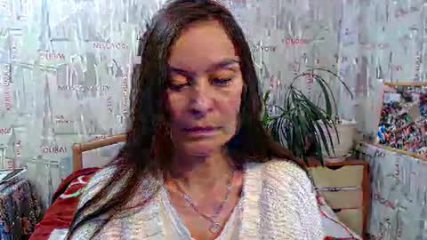 Snapshot of ginaxsoulah__ chatting on 12-21-24, 03:42 ginaxsoulah   online show from 12-21-24, 03:42