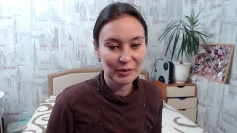 Snapshot of ginaxsoulah__ chatting on 10-04-25, 10:24 ginaxsoulah   online show from 10-04-25, 10:24