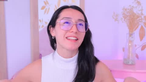 Snapshot of ginevra_esposito chatting on 09-25-25, 12:42 Ginn online show from 09-25-25, 12:42