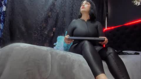 Miss online show from 01-06-25, 08:39