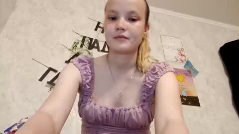 Ginger Anna online show from 05-26-26, 05:53