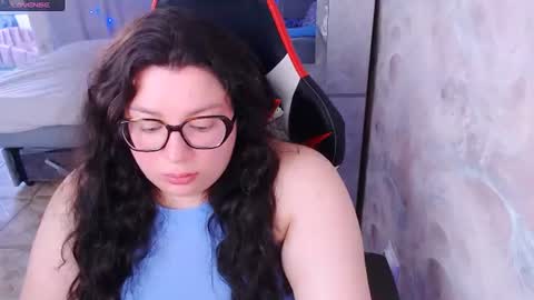 Snapshot of ginger_grayy chatting on 07-12-26, 03:47 Alexa here online show from 07-12-26, 03:47