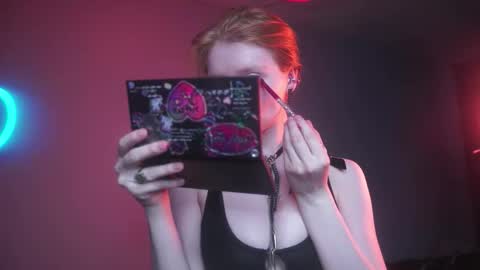        im expecting 350 thumbs up on my altar   online show from 09-17-25, 10:11