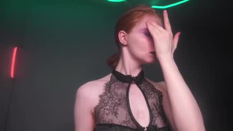        im expecting 350 thumbs up on my altar   online show from 09-20-25, 10:00