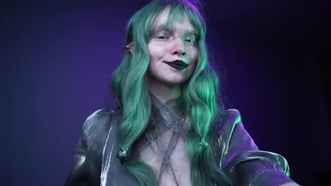        im expecting 350 thumbs up on my altar   online show from 03-25-26, 10:16