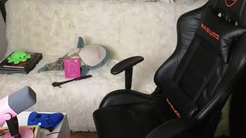 Snapshot of ginger_stay chatting on 11-14-25, 09:30 Ginger online show from 11-14-25, 09:30