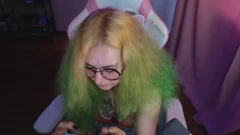 Ginger online show from 06-28-26, 08:53