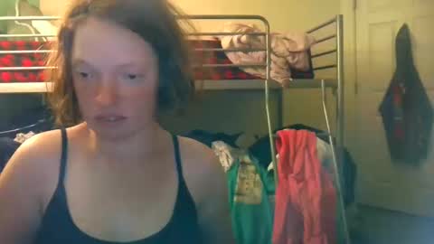 Snapshot of ginger_unicorn21 chatting on 10-15-25, 04:01 ginger_unicorn21 online show from 10-15-25, 04:01