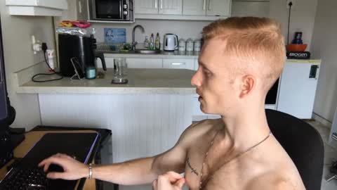 Snapshot of gingerboy_69 chatting on 01-15-25, 03:07 Jay online show from 01-15-25, 03:07