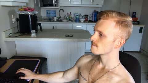 Snapshot of gingerboy_69 chatting on 01-16-25, 03:24 Jay online show from 01-16-25, 03:24