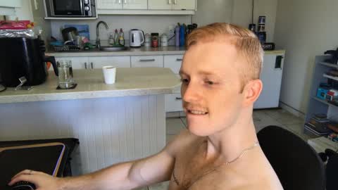 Snapshot of gingerboy_69 chatting on 01-25-25, 12:58 Jay online show from 01-25-25, 12:58