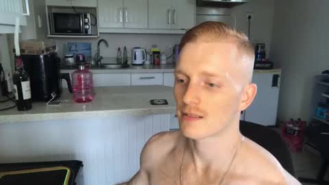 Snapshot of gingerboy_69 chatting on 02-13-25, 02:20 Jay online show from 02-13-25, 02:20