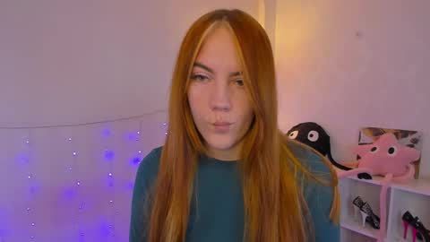 gingerr_pie online show from 09-28-25, 06:57