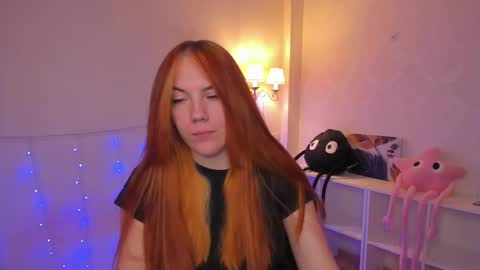 gingerr_pie online show from 10-07-25, 06:27
