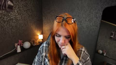 gingerr_pie online show from 03-07-26, 06:21