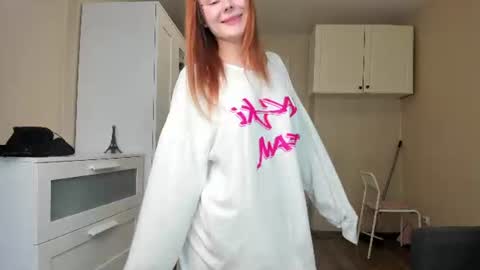 Snapshot of gingerzinger chatting on 07-21-26, 01:57 gingerzinger online show from 07-21-26, 01:57