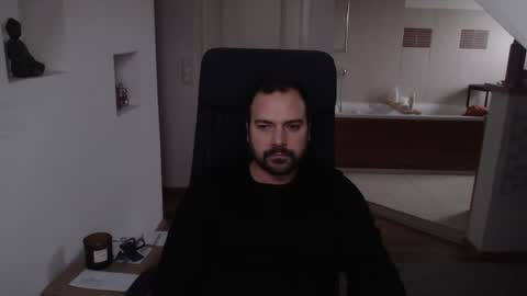 gintonik89 online show from 12-13-24, 01:33