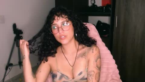 giny_bean online show from 03-08-26, 02:04