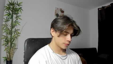 GioRusso online show from 02-21-25, 02:39