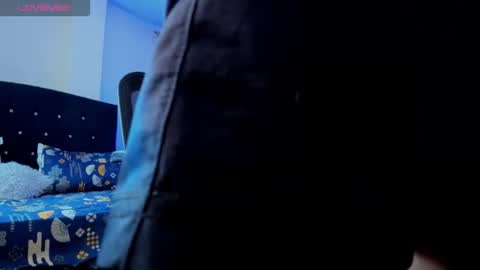 GIOMAR REYES online show from 09-14-25, 07:57