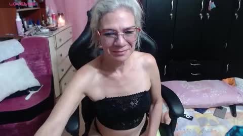 Mary online show from 11-08-25, 06:35