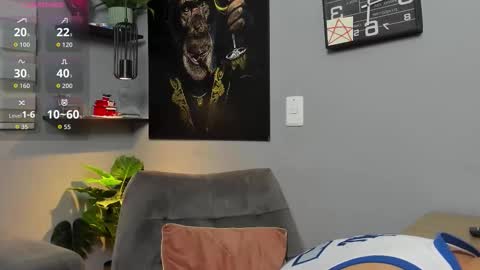 Giorgio leone online show from 12-22-25, 12:29