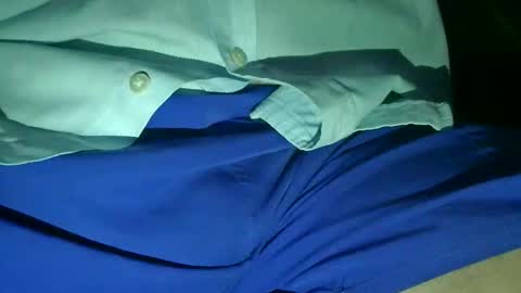 Snapshot of giovannyca chatting on 10-12-25, 07:29 GuidoGiovan online show from 10-12-25, 07:29