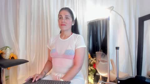 Girasol Walton online show from 03-18-26, 01:58