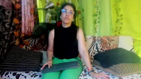 Girasol Walton online show from 06-04-26, 03:40