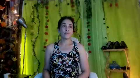 Girasol Walton online show from 06-12-26, 12:15