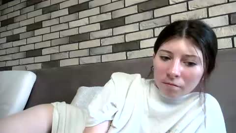 girl_cute007 online show from 06-14-26, 05:15