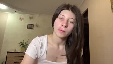 girl_cute007 online show from 07-20-26, 07:16