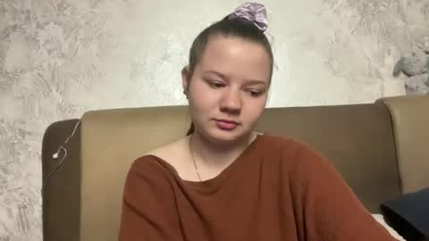 Snapshot of girl_cute07 chatting on 05-19-26, 06:58 girl_cute07 online show from 05-19-26, 06:58