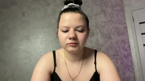 girl_cute07 online show from 07-03-26, 09:54
