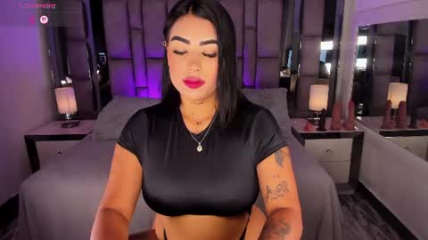GIRL GRAY online show from 07-11-26, 06:43