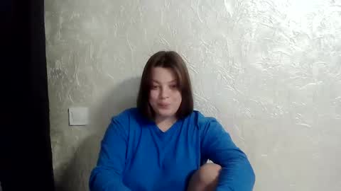 girl_leya online show from 12-15-25, 09:08