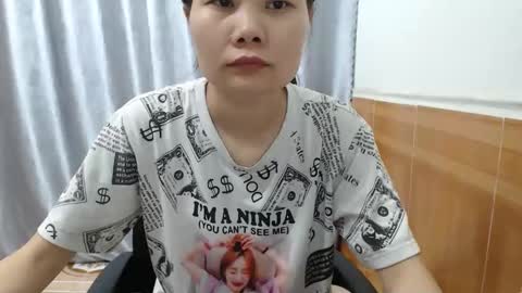 Snapshot of girlbaee chatting on 10-17-25, 01:20 Babe online show from 10-17-25, 01:20