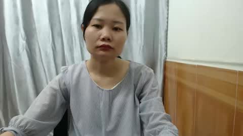 Snapshot of girlbaee chatting on 10-20-25, 12:44 Babe online show from 10-20-25, 12:44