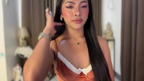 queen ronna online show from 02-01-26, 04:16