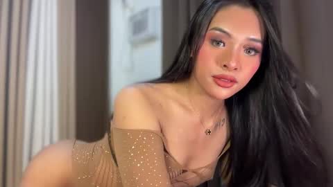 queen ronna online show from 05-14-26, 07:48