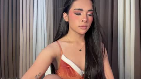 queen ronna online show from 06-25-26, 01:27