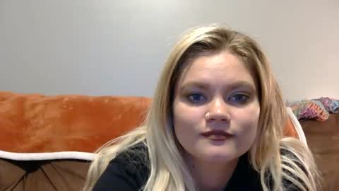 Snapshot of girlnextdoo4 chatting on 08-02-26, 03:27 girlnextdoo4 online show from 08-02-26, 03:27