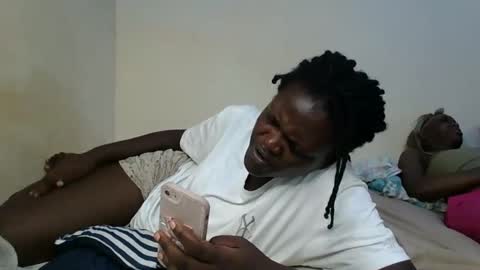 Snapshot of girlnextdoor60 chatting on 05-04-26, 04:36 Sexy online show from 05-04-26, 04:36