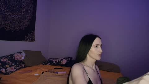 Camille online show from 04-03-26, 05:33